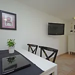 Steinhaus Dalmatien Apartment Podaca