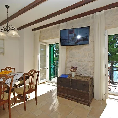 Lägenhet Steinhaus Dalmatien *