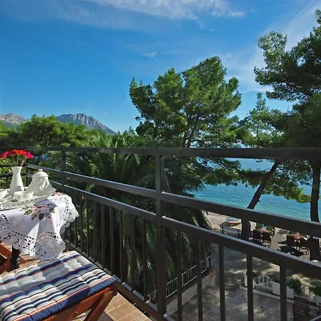 Steinhaus Dalmatien Podaca