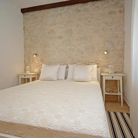 Apartman Steinhaus Dalmatien Podaca