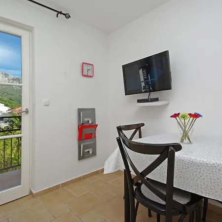 Steinhaus Dalmatien Podaca