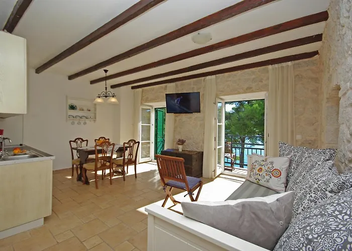 Steinhaus Dalmatien *