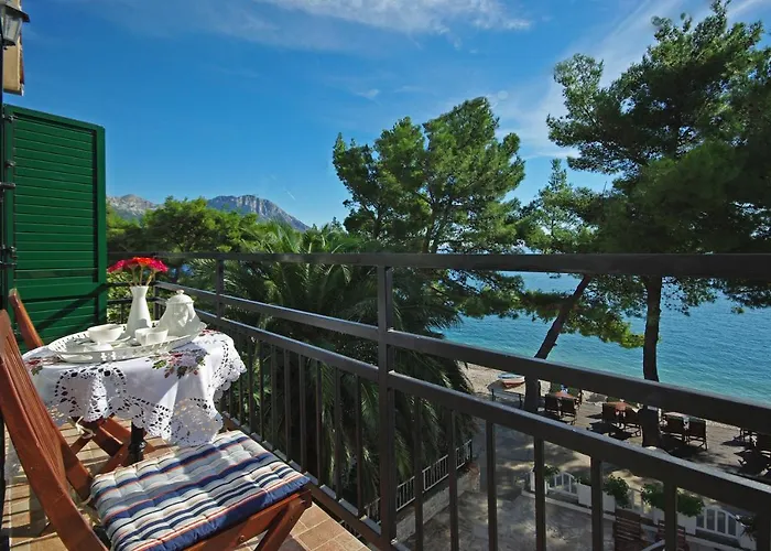 Steinhaus Dalmatien Podaca