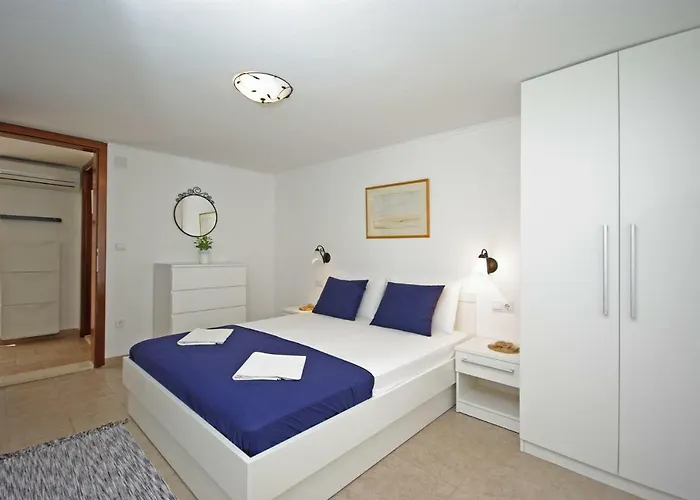 Steinhaus Dalmatien *