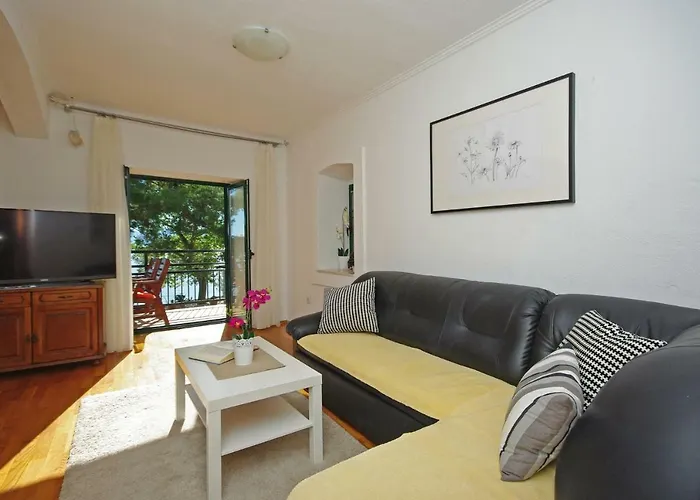 Steinhaus Dalmatien Appartamento *