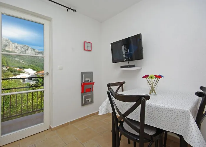 Steinhaus Dalmatien Podaca